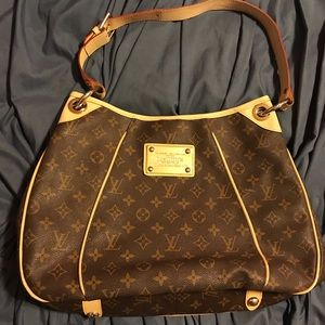 Louis Vuitton Purse